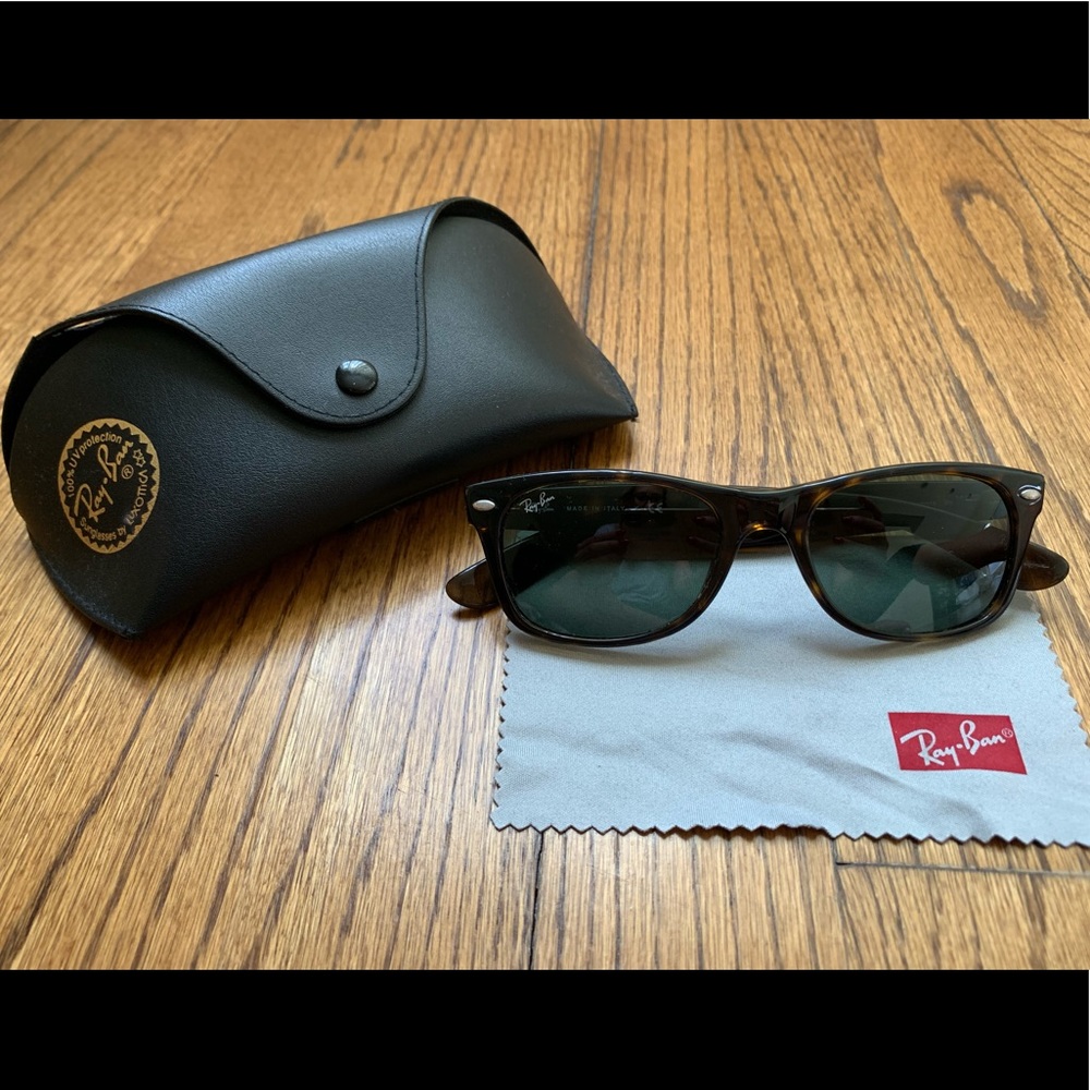 Ray-Ban Tortoise Wayfarer Sunglasses
